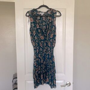 Deep green elastic waist with lace up front dress